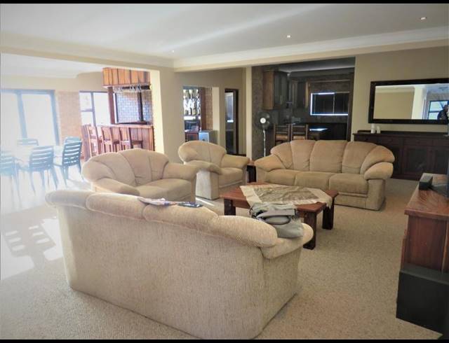 4 BEDROOM HOUSE FOR SALE IN MYBURGH PARK